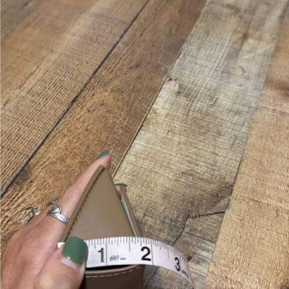 Burberry Camel Brown Slim Triangle Soft Leather Eyeglasses Case - Picture 8 of 8